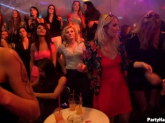 デカチン, ブロンド, 衣服着たままセックス, ダンス, 女, 下着, パーティ, スインガー