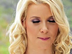 アナル, ブロンド, 茶髪の, 指いじり, レズビアン, ピアス, タトゥー, おもちゃ