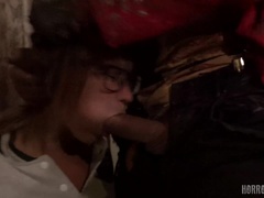 Sadomasoquismo, Morena, Garganta profunda, Gafas, Sexo duro, Lamidas, Adolescente