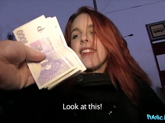 Amateur, Culo, Cuarto de baño, Botas, Jeans, Latina, Tetas naturales, Al aire libre