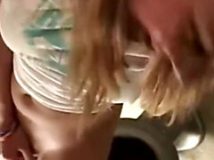 18 años, Amateur, Rubia, Penetracion con dedos, Masturbación, Al aire libre, Coño, Adolescente