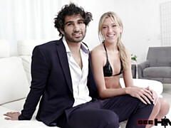 18 jahre, Grosser arsch, Grosser schwanz, Blondine, Blasen, Hundestellung, Muschi, Titten