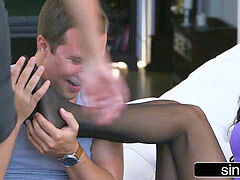 Blasen, Braunhaarige, Füsse, Würgen, Muschi, Tätowierung