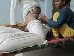 18, カップル, 指いじり, 巨大, 旦那, オナニー, オッパイの, 妻