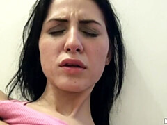 18 ans, Cul, Grosse bite, Seins naturels, Pov, Maigrichonne, Adolescente, Nénés