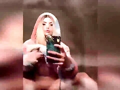 Enthousiasteling, Anaal, Grote mammen, Biseksueel, Duits, Hardcore, Moeder die ik wil neuken, Student