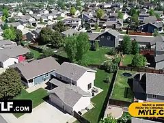 アメリカ人, デカパイ, エロ熟女, 言葉責め, Hd, 淫乱熟女, 叫ぶ, 禁句