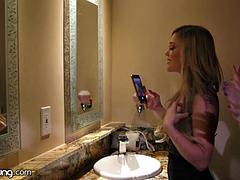 Kiara Cole And Her Frat Girls Gets Nasty On The Counter Of Her Stepdad s Closed Bar: Porn