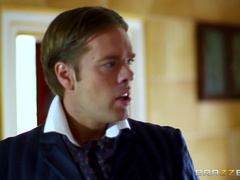 Noire, En levrette, Branlette thaïlandaise, Fille latino, Petite femme, Fessée, Jarretelles, Tatouage