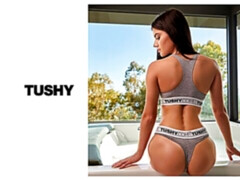 Amateur, Anal, Gros cul, Grosse bite, Brunette brune, Talons, Maigrichonne, Nénés