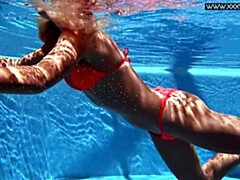 Plage, Blonde, Femelle, Poilue, Piscine, Solo, Maillot de bain, Sous marin