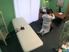 Leie, Arzt, Lecken, Massage, Büro, Pov, Muschi, Spanner