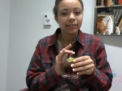 Брюнетки, Грязь, Платье, Трусики, От первого лица, Киски, Душ, Курящие