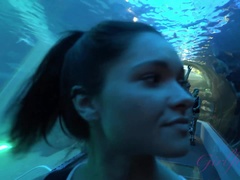 Пляж, Бикини, Брюнетки, Эксгибиционист, На природе, Крошечные, От первого лица, Сиськи