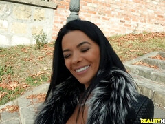 デカチン, フェラチオ, バック, 顔面騎乗, 顔射, アウトドア, オッパイの, 濡れ