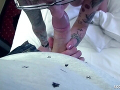 Spermaladung, Schwanz, Aufs gesicht abspritzen, Mutti, Geld, Zierlich, Dürr, Titten