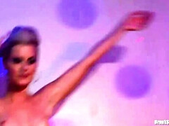 着衣女と全裸男, 人形, グループ, 毛深い, Hd, 異人種間, 下着, タトゥー