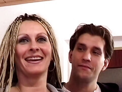 Grosse bite, Blonde, Sucer une bite, Double pénétration, Hard, Actrice du porno, Pov, Jarretelles