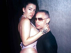 Gros cul, Grosse bite, Gros seins, Sucer une bite, Brunette brune, En levrette, Mère que j'aimerais baiser