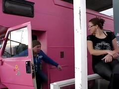 Красотки, Большие сиськи, В машине, Крупный план, Секс без цензуры, Хд, Зрелые, Киски