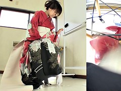 Subtitled Japanese kimono pee desperation failure in HD