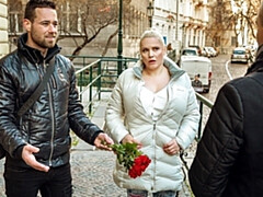 Watch cute tomato's action