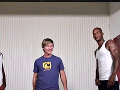 Grosser schwanz, Schwarz, Blondine, Schwarz, Gruppensex, Interrassisch