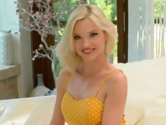 Cul, Blonde, Éjaculer dans la bouche, Tir de sperme, Branlette thaïlandaise, Léchez, Maigrichonne, Adolescente