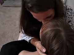 Amateur, Pieds, Fétiche, Fétiche des pieds, Bâillonner, Pov, Tatouage, Plan cul à trois