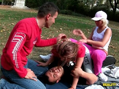 アナル, 舐める尻, ブロンド, フェラチオ, 茶髪の, 顔射, グループ, オマンコ