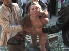 Анальный секс, Садо мазо, Бондаж, Брюнетки, Затыкание рта, Маски, Жесткий секс, Тату