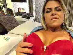 Enthousiasteling, Latijnse vrouw