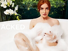 18 jaar, Anaal, Grote kont, Hondjeshouding, Natuurlijke tieten, Roodharige vrouw, Tiener, Tieten likken