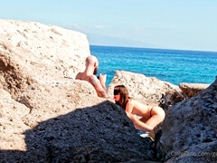 Amateur, Sucer une bite, Brunette brune, Couple, Fétiche, Petite amie, Hard, De plein air