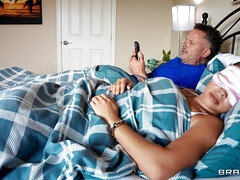 Amerikaans, Biseksueel, Rondborstig, Stel, Diep in de keel, Moeder die ik wil neuken, Realiteit, Trio