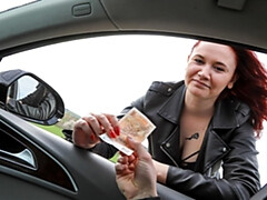 Grosser schwanz, Blasen, Auto, Fetisch, Im freien, Öffentlich, Titten, Hure