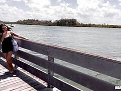 Tetas grandes, Morena, Corridas faciales, Hd, Al aire libre, Tatuaje