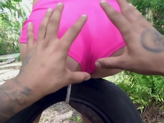 Asiatisch, Tussi, Blasen, Braunhaarige, Hundestellung, Hd, Natürlichen titten, Im freien