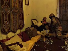 Arabisch, Blasen, Braunhaarige, Französisch, Hardcore, Indisch, Realität, Jungendliche (18+)