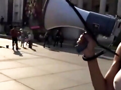 Milo moire lets strangers touch her in public