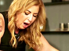 Gros seins, Blonde, Sucer une bite, Tchèque, Branlette thaïlandaise, Hd, Mature, Épouse