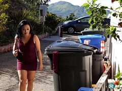 Blasen, Braunhaarige, Sperma im mund, Spermaladung, Hd, Lecken, Reif, Milf