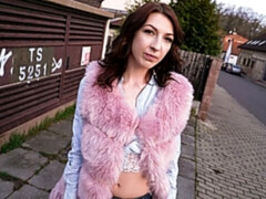 Gros cul, Grosse bite, Brunette brune, En levrette, Seins naturels, Pov, Maigrichonne, Nénés