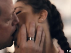 デカパイ, 巨乳な, 家族, 異人種間, なめる, 淫乱熟女, 義母, オッパイの