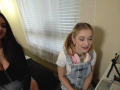 Blonde, Tir de sperme, En levrette, Européenne, Hard, Hd, Adolescente, Plan cul à trois