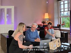 お尻, デカ尻, 変態, ブロンド, Hd, 人妻の, 熟年, 自然山雀