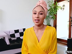 Grosser schwanz, Blasen, Kehlenfick, Hd, Latina, Mutti, Pov, Realität
