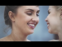 Красивые, Бикини, Блондинки, Пальцем, Поцелуи, Соски, Бассейн, Киски