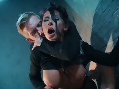 69, Grosse bite, Gros seins, En levrette, Européenne, Léchez, Cheveux courts, Tatouage