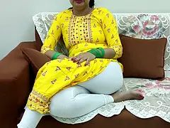 Indian step mom and step son ka illegitimate wala pyar beta se chudwa kar apna yaar bana liya Hindi sarababhi 6